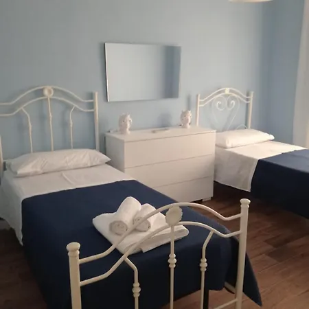 Thalia Трапани