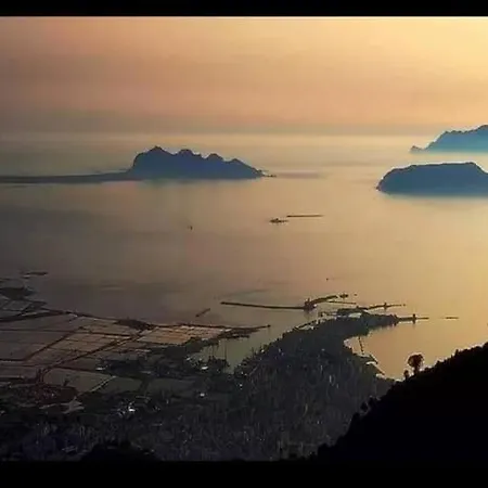 Thalia * Trapani