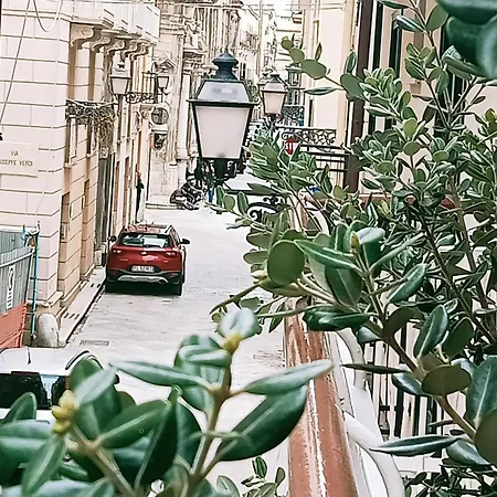 Thalia Trapani